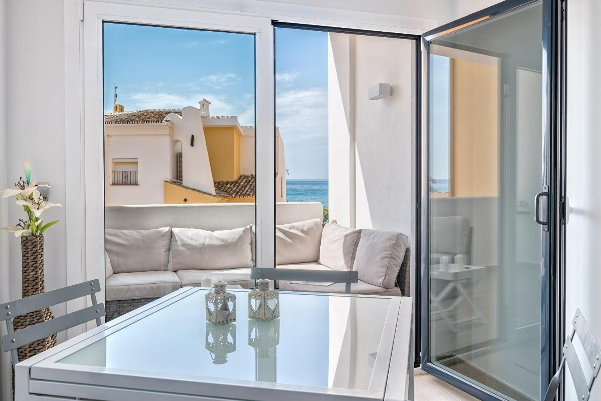 Amazing First Line In Cabopino Marina By Costarentals - M42 Apartment Marbella
